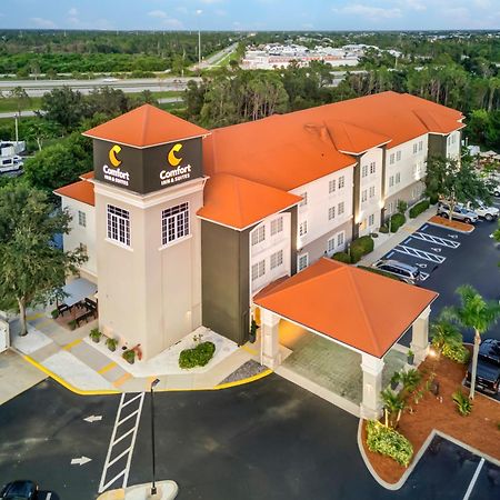 Comfort Inn & Suites Port Charlotte-Punta Gorda מראה חיצוני תמונה